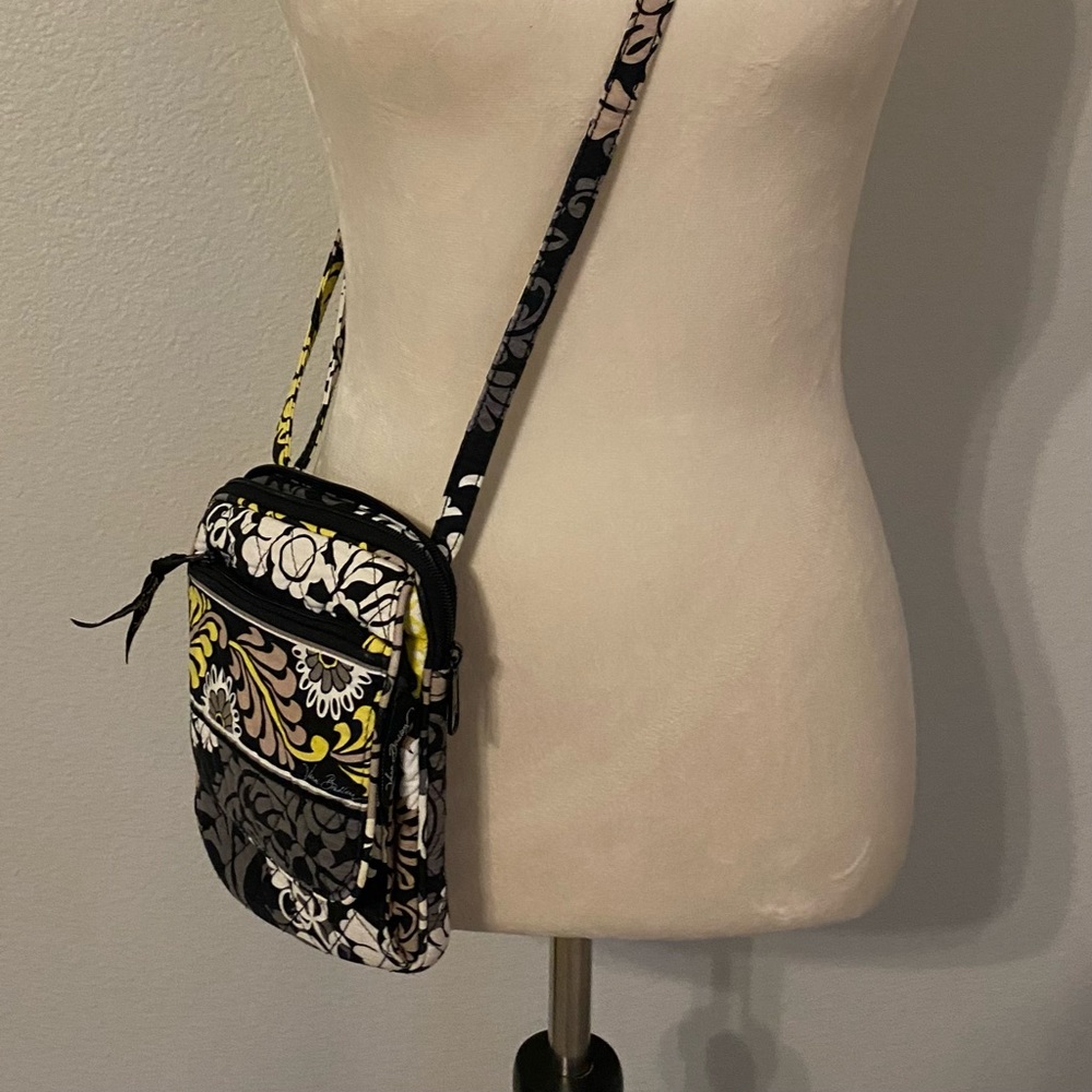 Vera Bradley crossbody bag